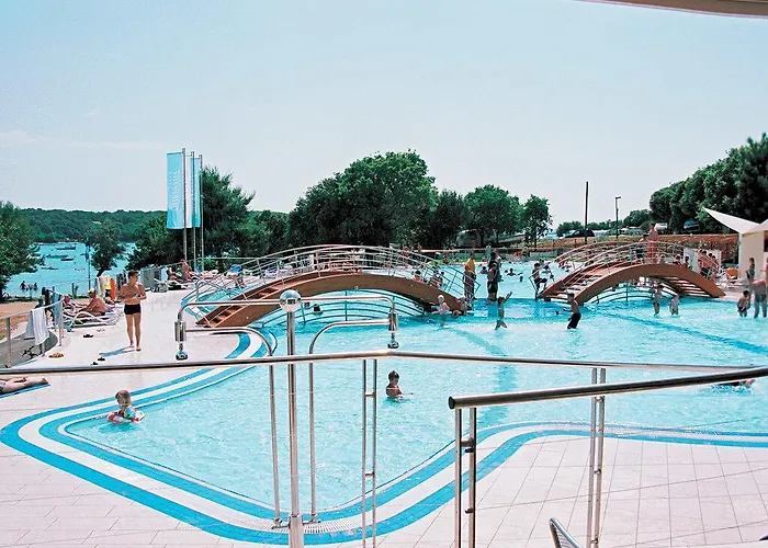 Barbara Ρόβινι